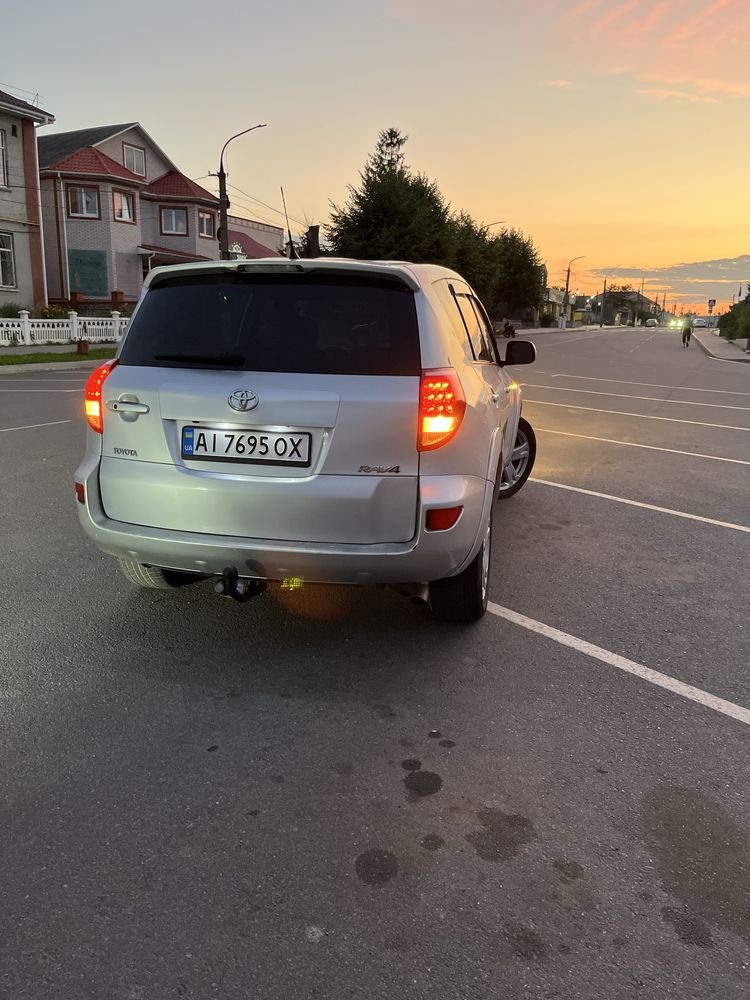 Toyota Rav4 2.2 Дизель