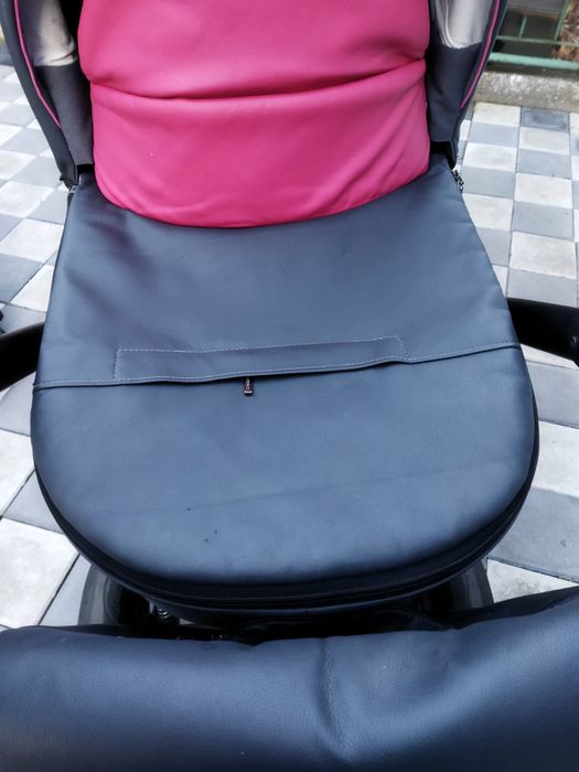 Коляска 2 в 1 в отличном состоянии