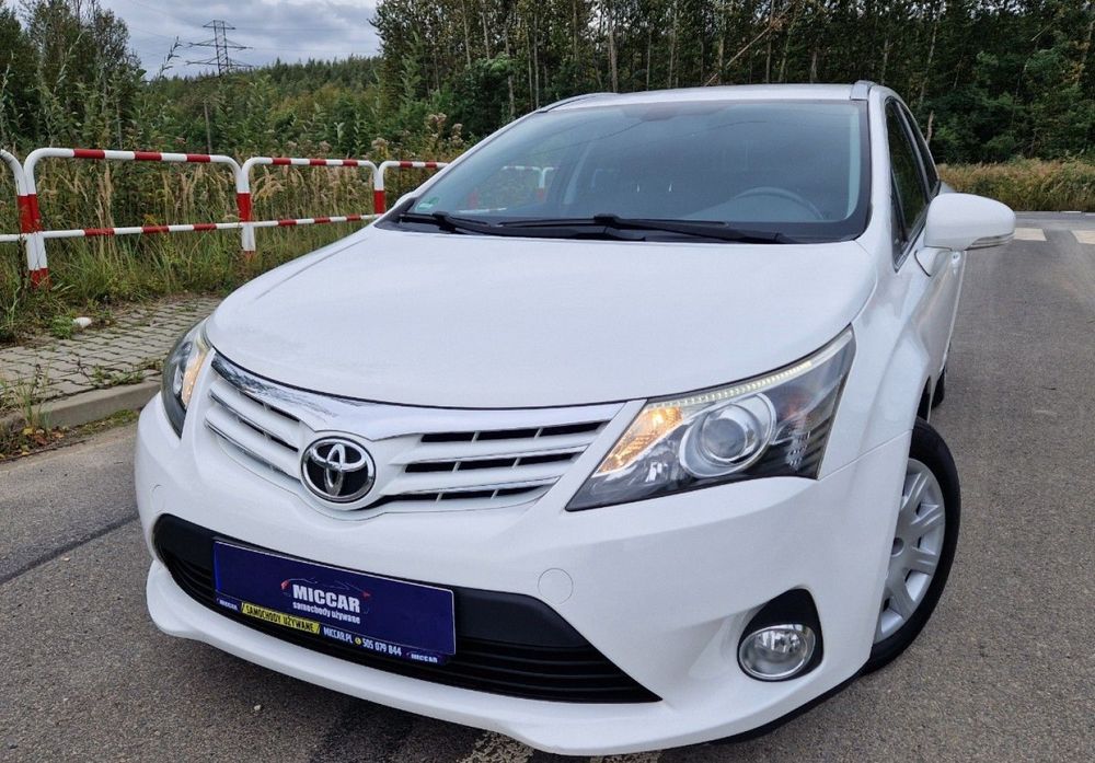 Toyota Avensis 1.8*NiskiPrzebieg*Kamera*Navi**Serwis*Zarejestrowana