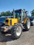 Ciągnik rolniczy Renault 10354