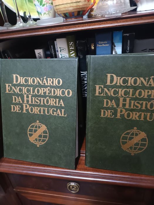 Dicionário enciclopédico da história de Portugal