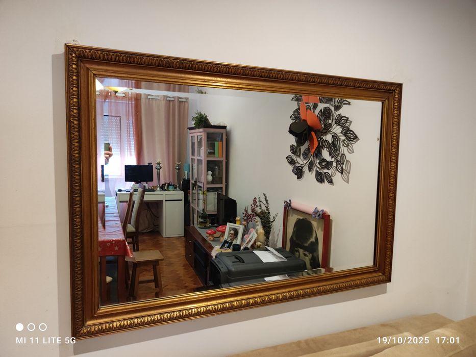 Espelho com 1,25 por 85