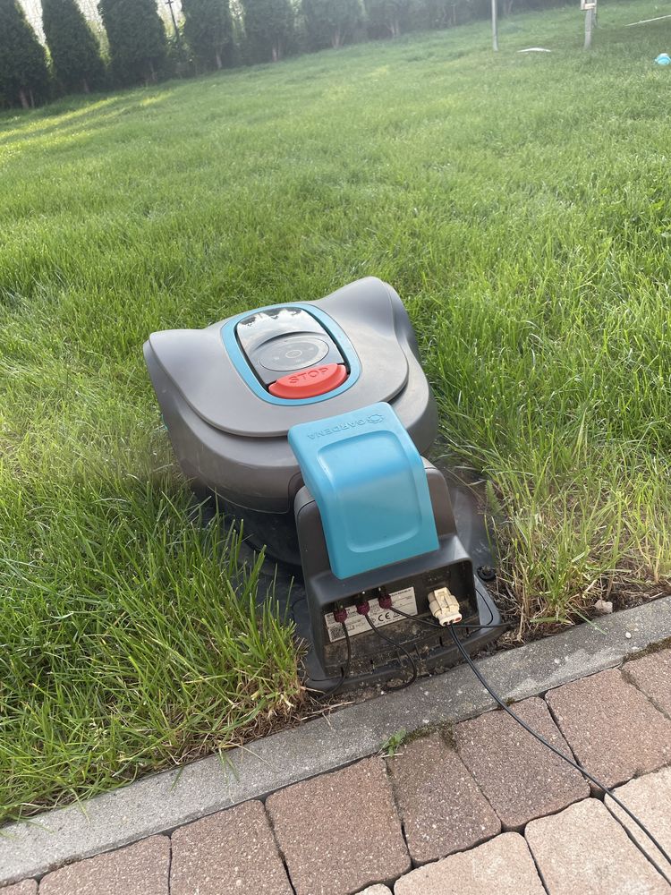 Robot koszący kosiarka firmy Gardena sileno minimo bluetooth