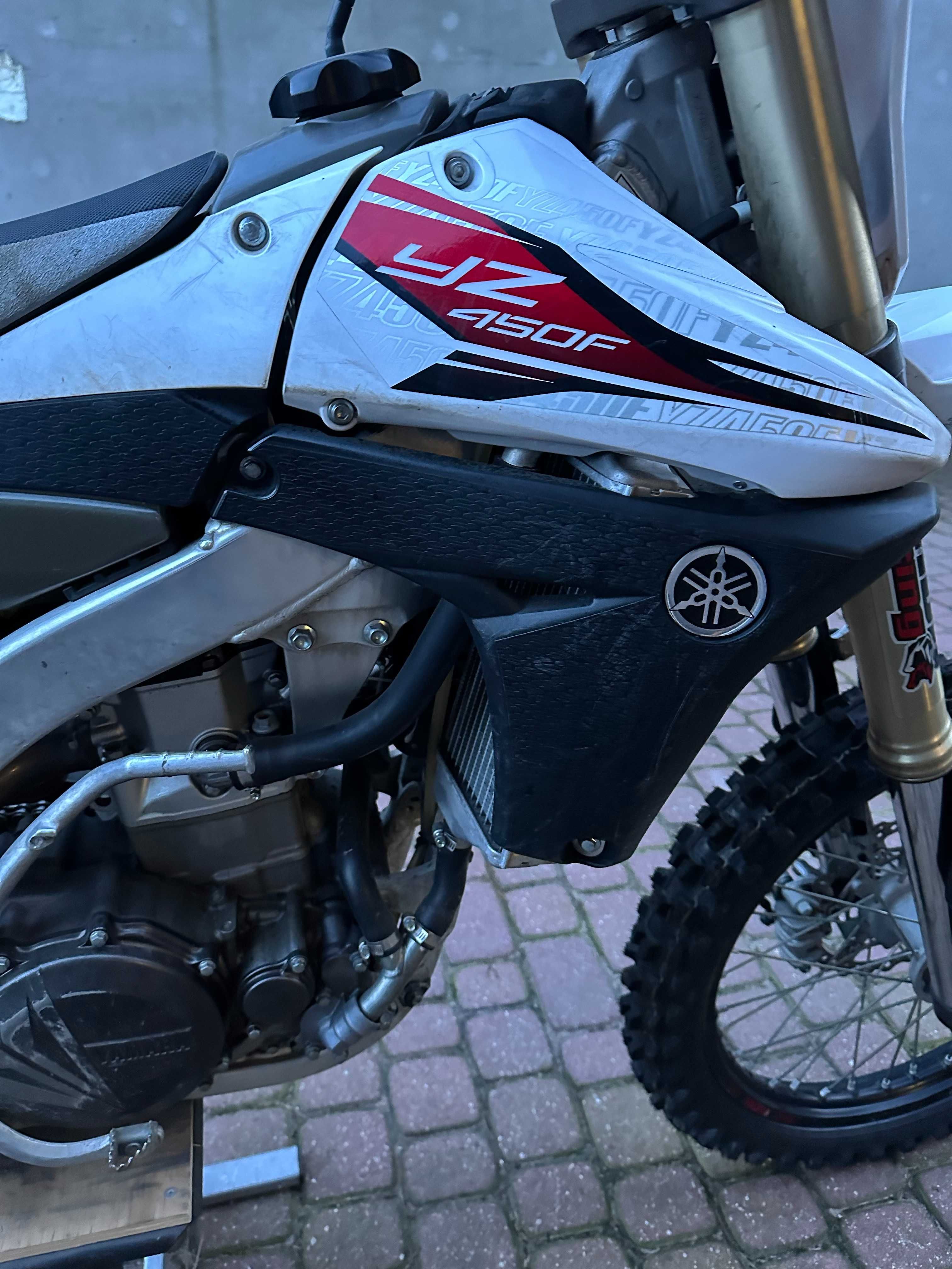 Yamaha YZF 450 cross enduro niski przebieg motor po dużym serwisie