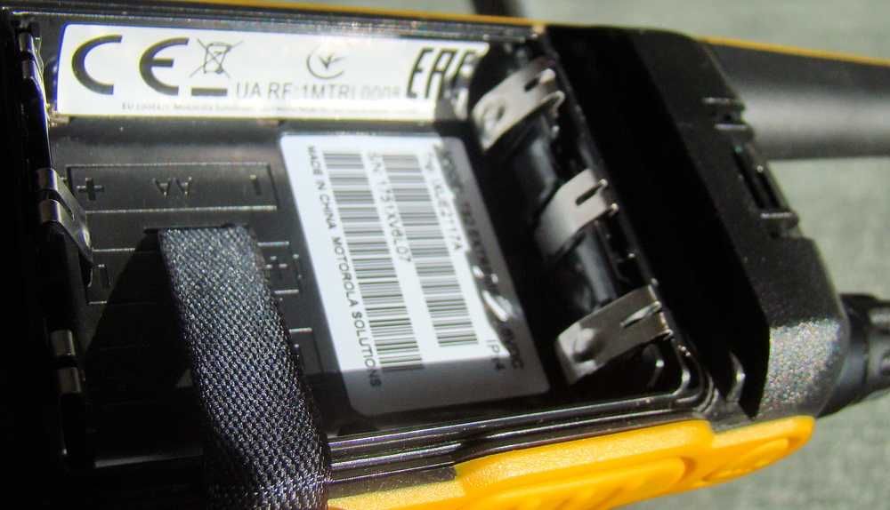 Портативна рація Motorola TALKABOUT T82 Extreme TWIN Yellow Black
