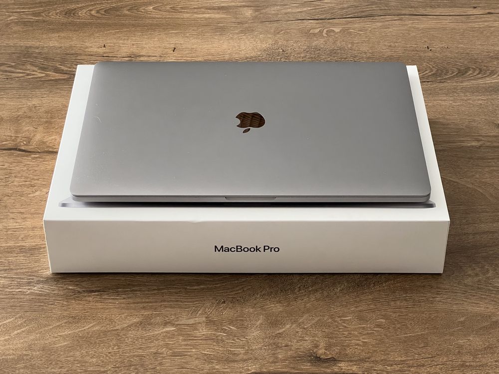 MacBook Pro 16 i7/32GB/1TB 2019/2020