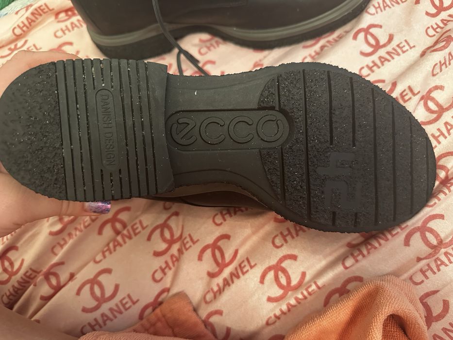 Ecco 42 розмір ботінки стан ідеальний