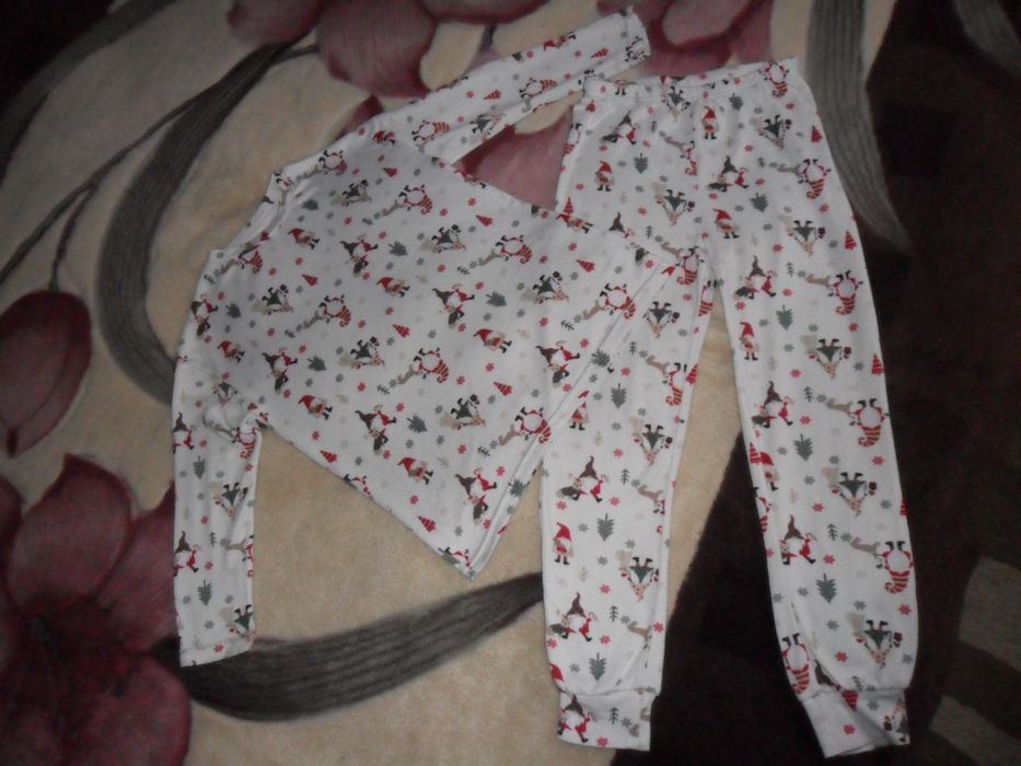 Піжама з гномами 7-8 р, пижама для девочки