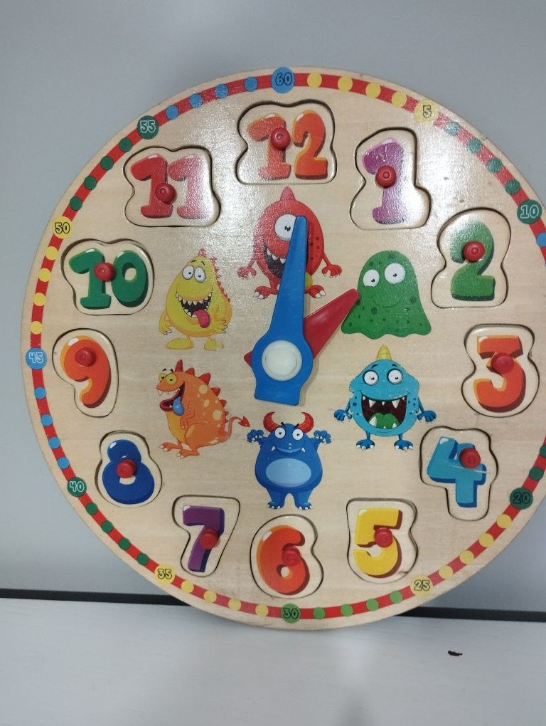 Relógio puzzle didático em madeira