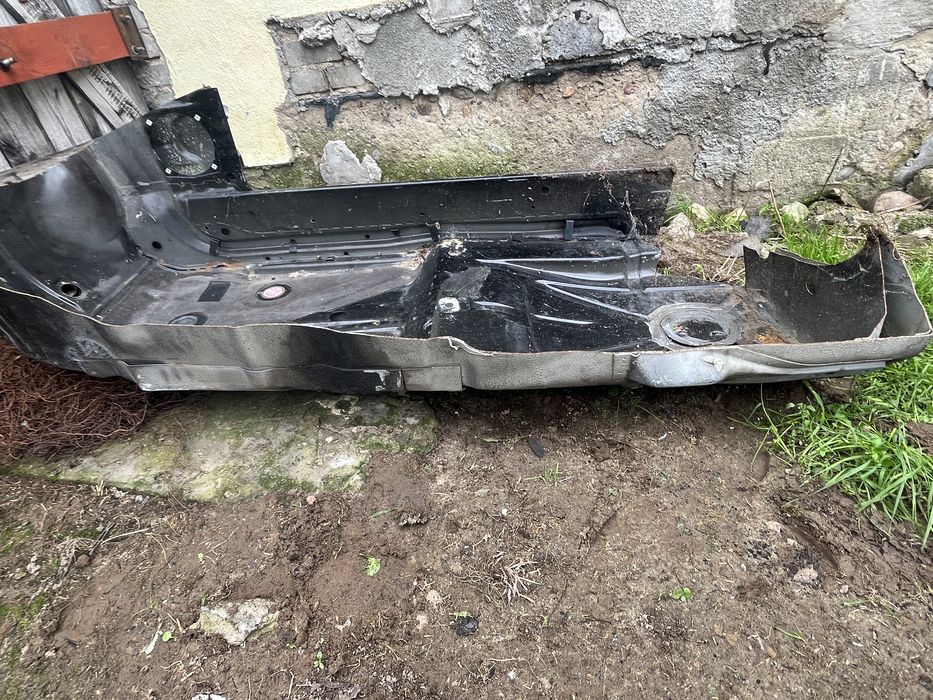 podłoga bmw e30 cabrio