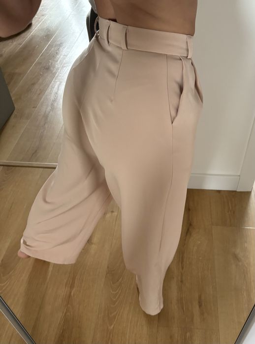 Szerokie spodnie xs Zara stradivarius