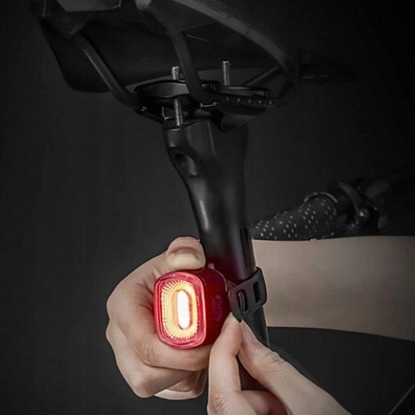 Lampka rowerowa tylna Rockbros Q2S LED z inteligentnym systemem stop +
