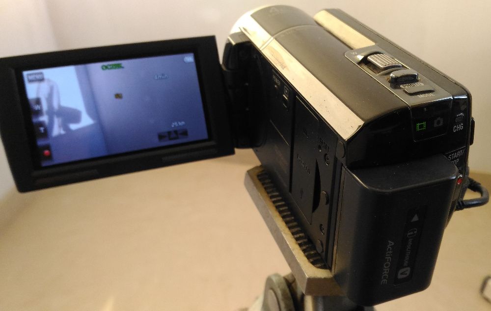 Kamera cyfrowa SONY HDR-XR160E z wbudowanym dyskiem 160GB