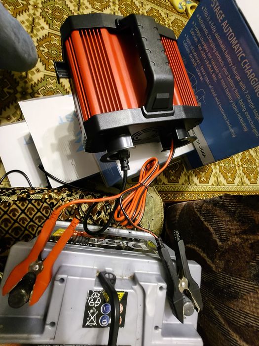 Зарядка для акумулятора E-FAST 25 ампер