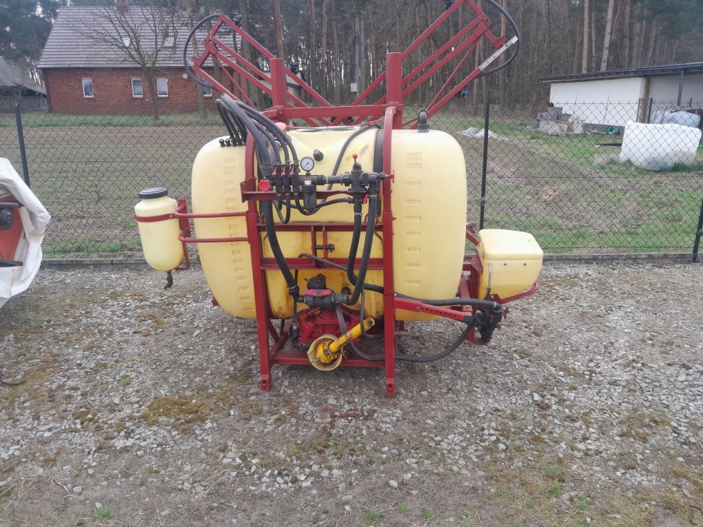 Opryskiwacz hardi 800L 1000L
