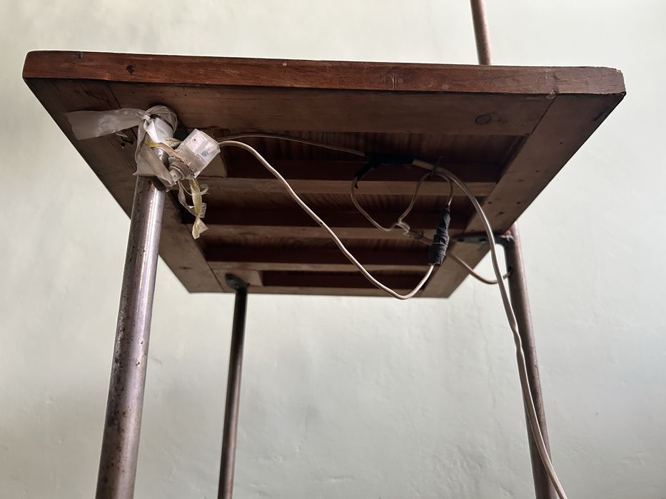 Stolik nocny lampka prl