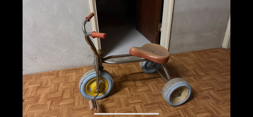 Triciclo Vintage Sobrinca – Raro e Colecionável