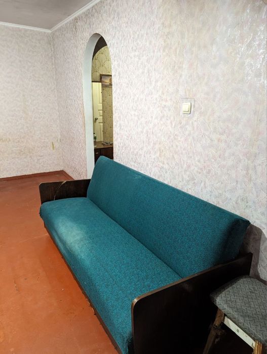 2 поверх, двокімнатна