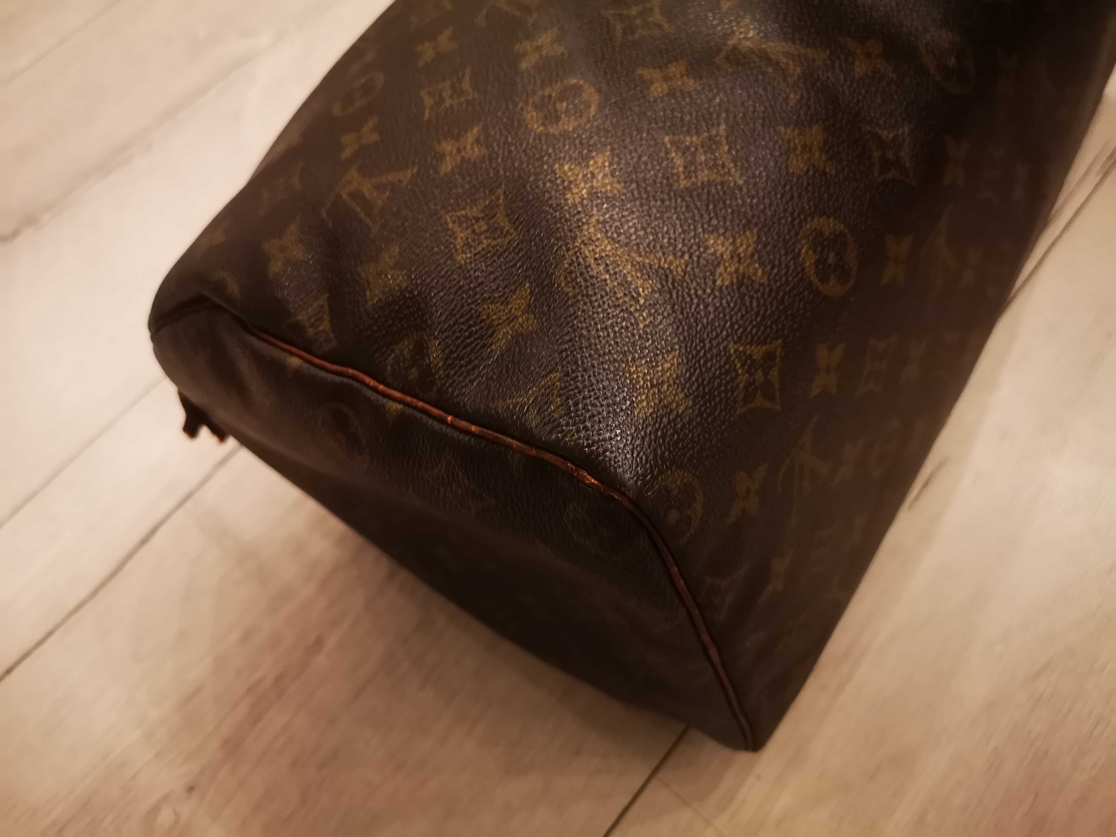 Louis Vuitton Speedy 40