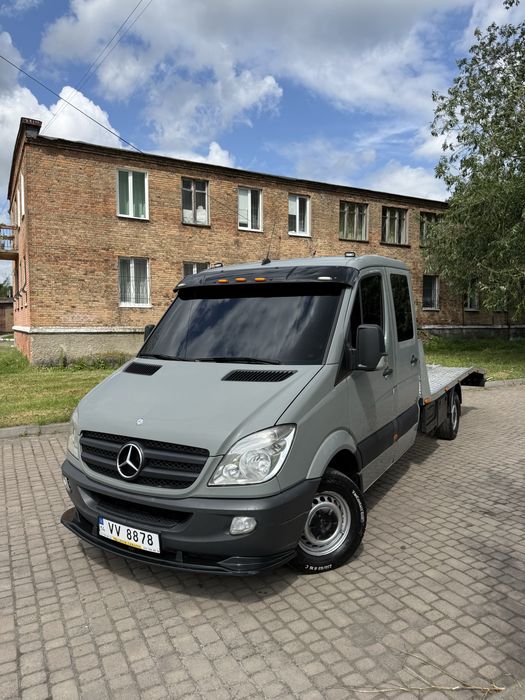 Продам Евакуатор Спрінтер 319
