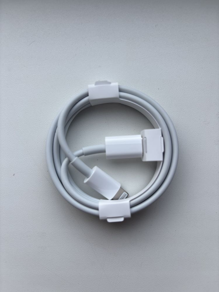 Apple кабель Lightning USB-C