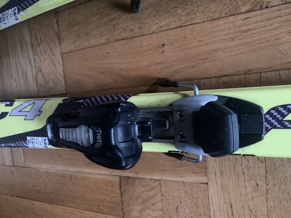Narty Fischer race RC4 140