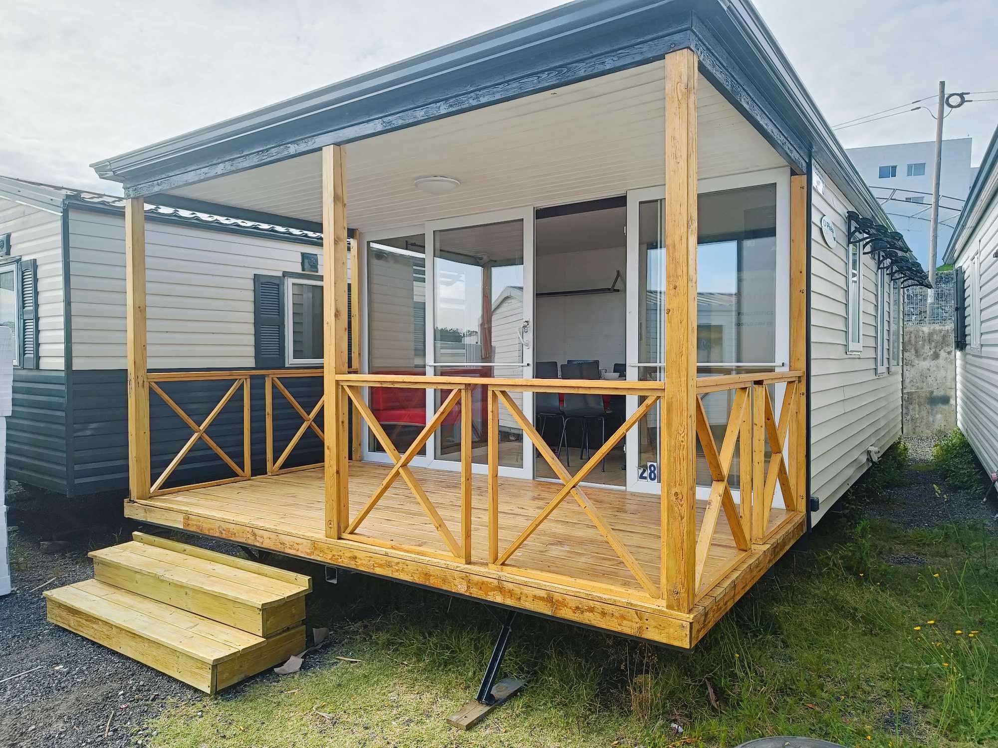 Mobil Home V2 com Alpendre em Madeira - Valor com entrega incluído!
