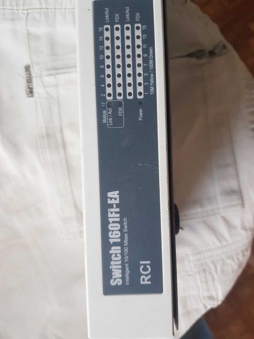 Комутатор Switch 16001 Fi-EA на запчасти