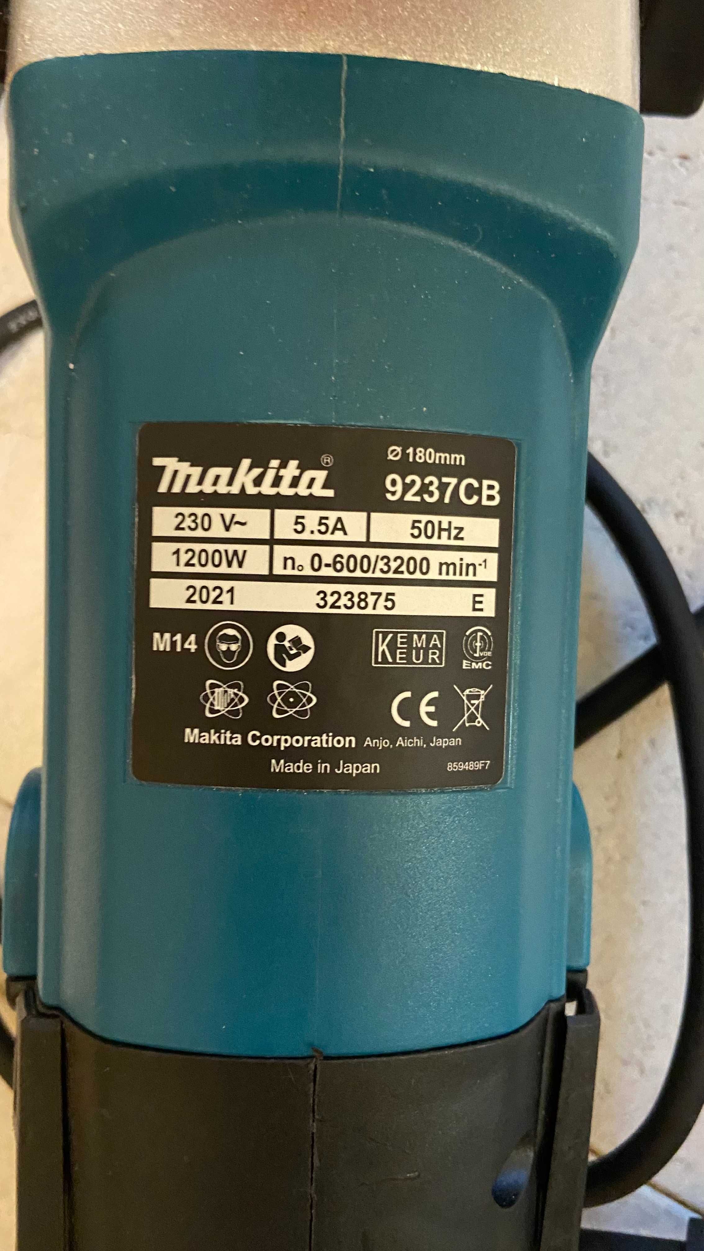 Поліровальна машина Makita 9227CB: 1200Вт
