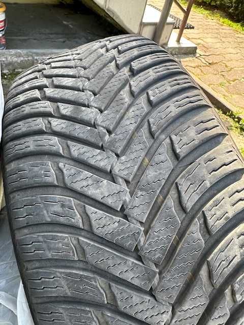 Opony NOKIAN całoroczne 205/45/R17 - 4szt - 500złotych