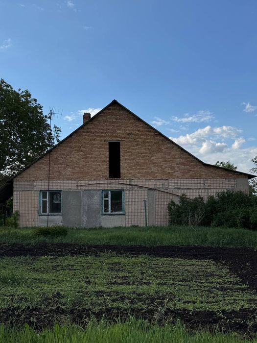 Дом,большой блочный