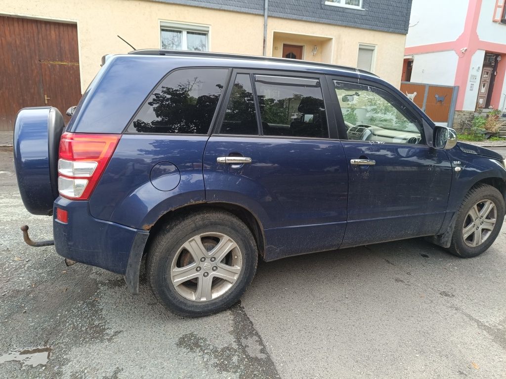 Suzuki Grand Vitara 1.9DDiS 4x4 klimatyzacja