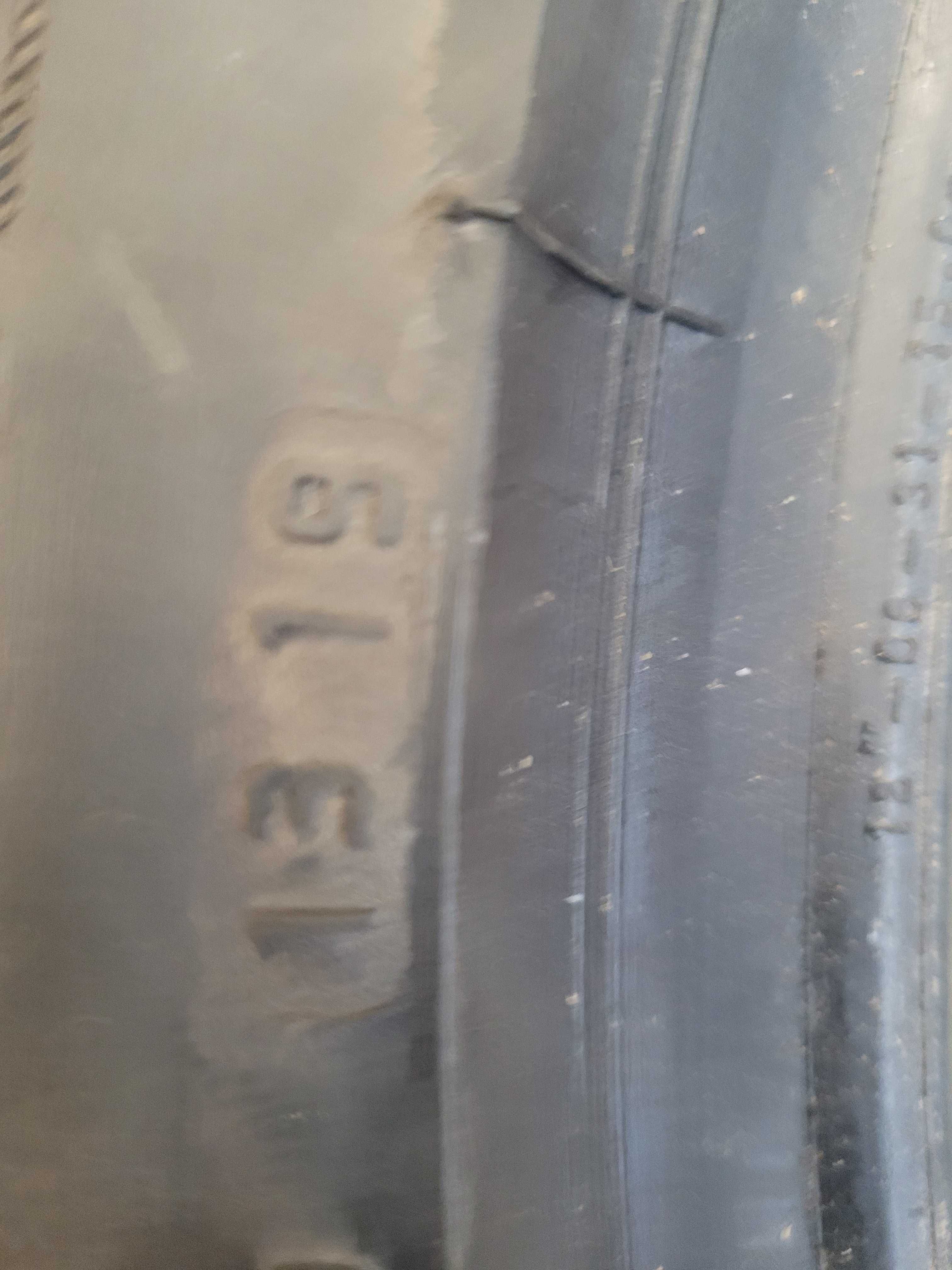 Komplet opon Bridgestone 215/50 R 18