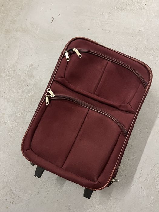 Продам чемодан, валіза, сумка