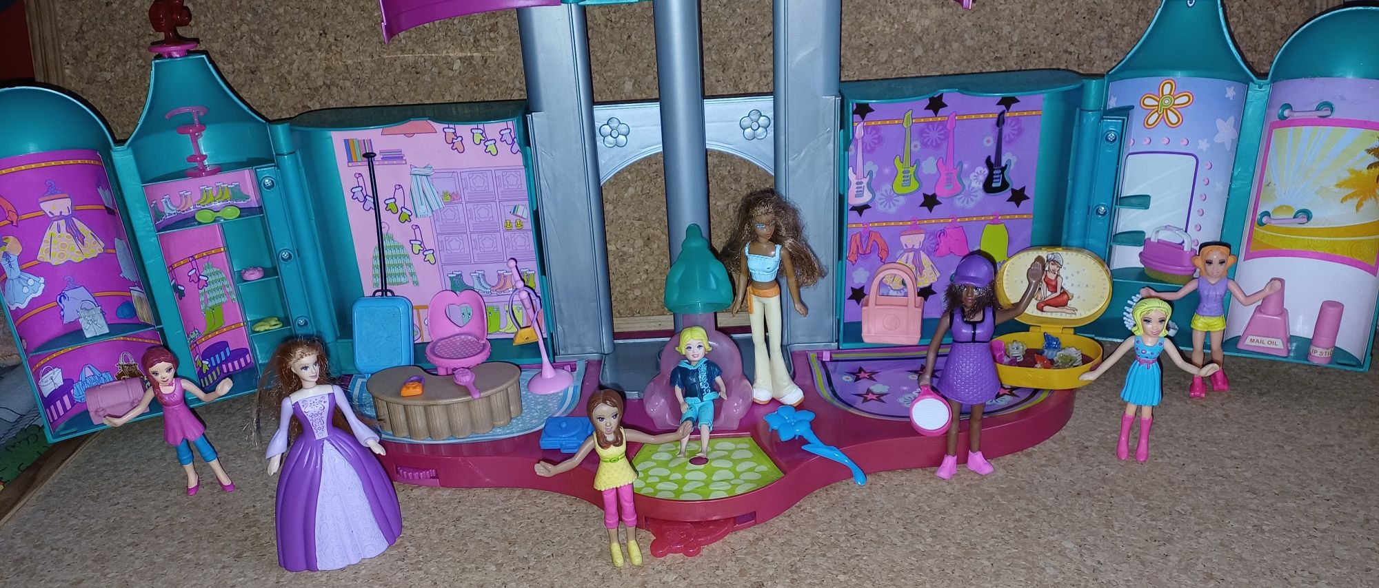 Barbie, 13 bonecas, Polly Pocket, shopping. Casa, Brinqued