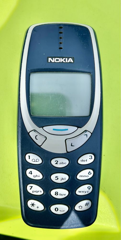 Nokia 3310 - stan oryginalny.