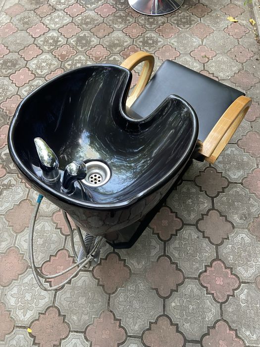 Продам перукарську мийку