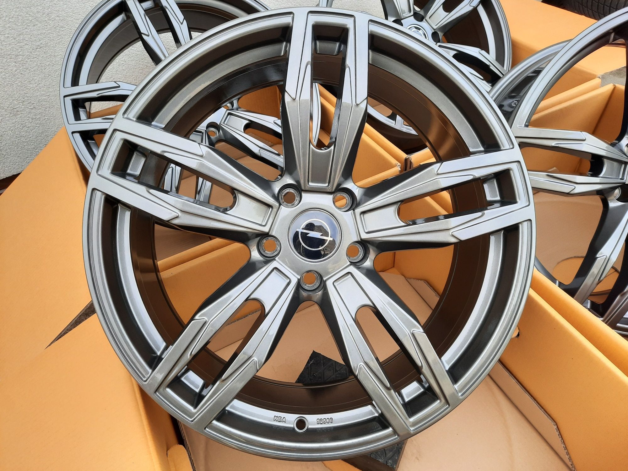 Alufelgi 20 Nowe! Opel Insignia 5x120 8Jx20H2 ET35 OKAZJA!