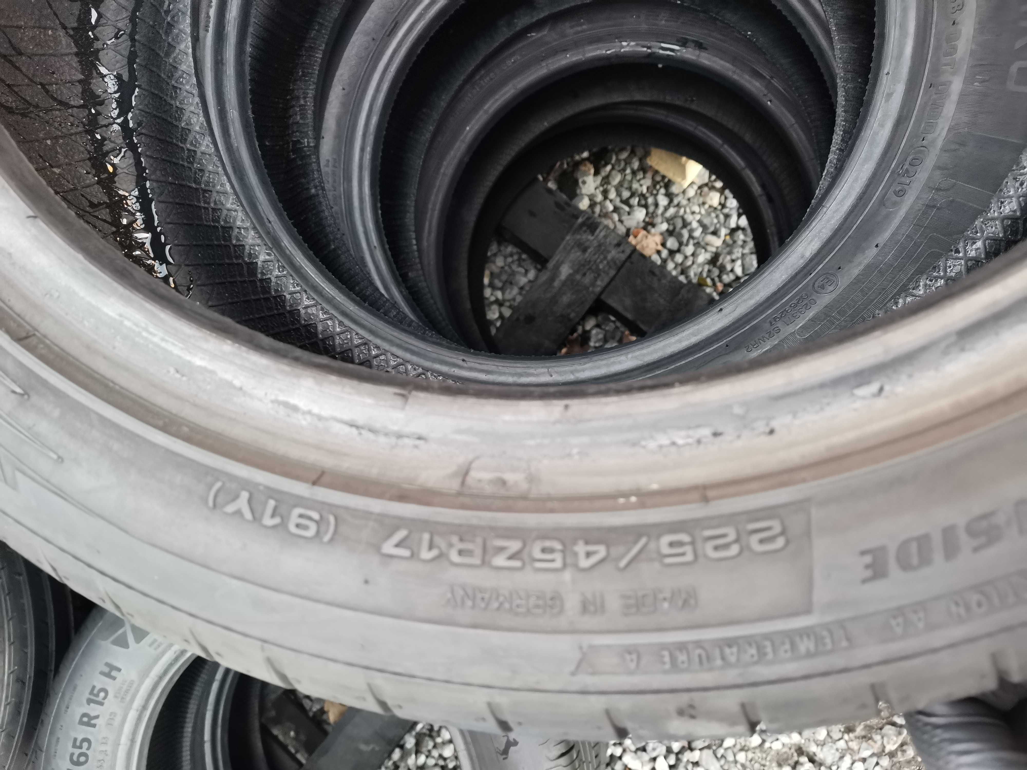 lato Dunlop 225/45/17 z 2016r 7mm 2szt