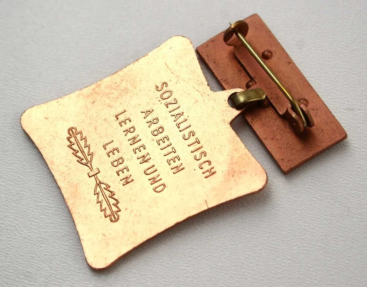 Medal  NRD (DDR) kolektyw pracy socjalistycznej emaliowany