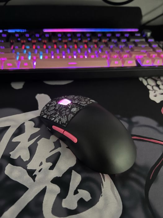 Мишка Hator Quasar 2 Ultra + Поверхня ігрова Logitech+Кастомний кабель