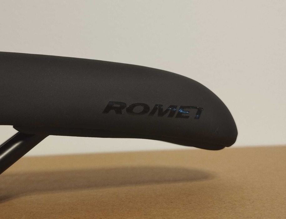 Сидение велосипедное Romet новое
