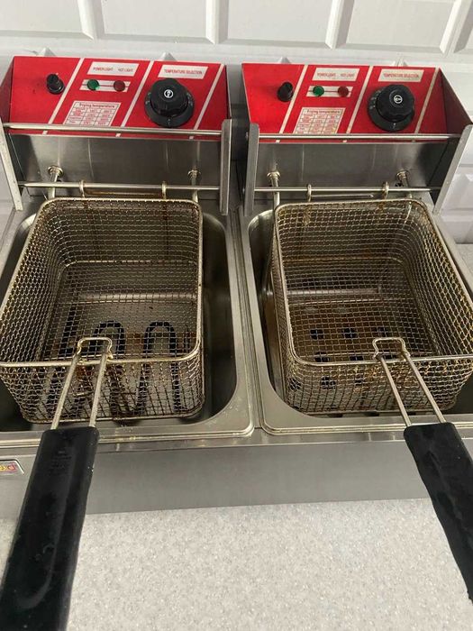 Продам Фритюрниця подвійна електрична професійна GoodFood  EF66. БУ