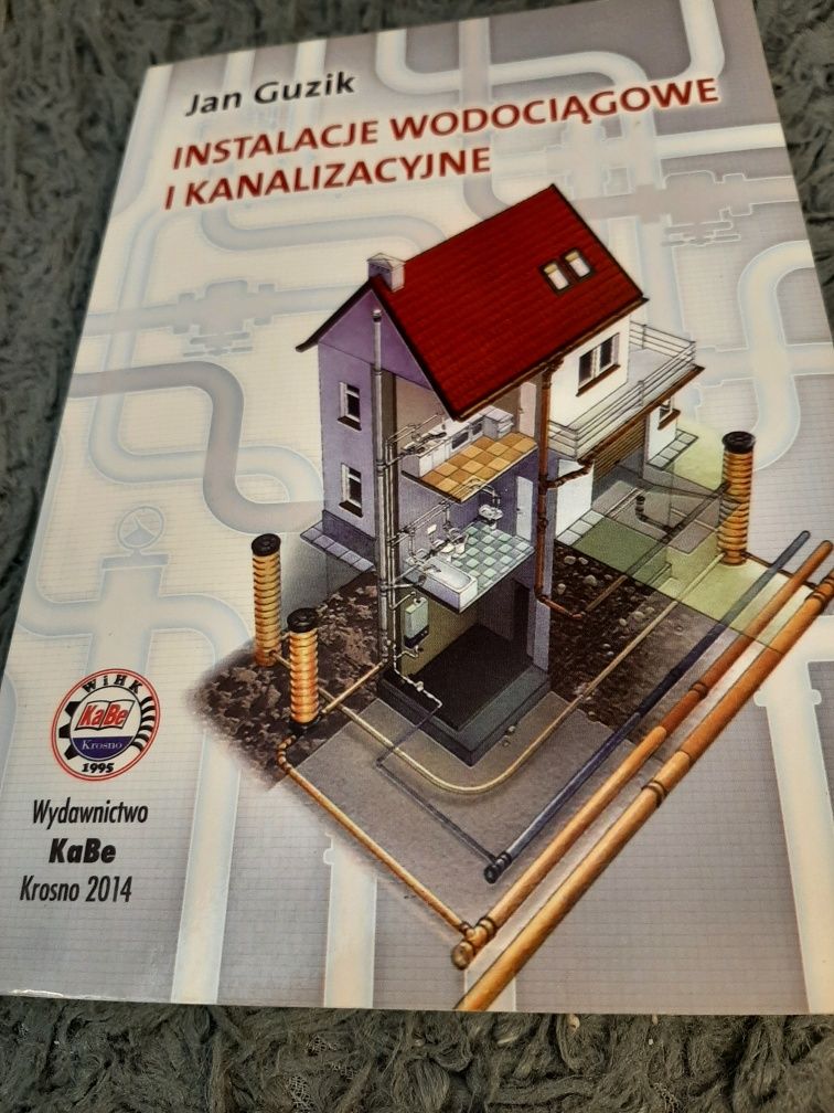 Sprzedam książkę do przedmiotów zawodowych