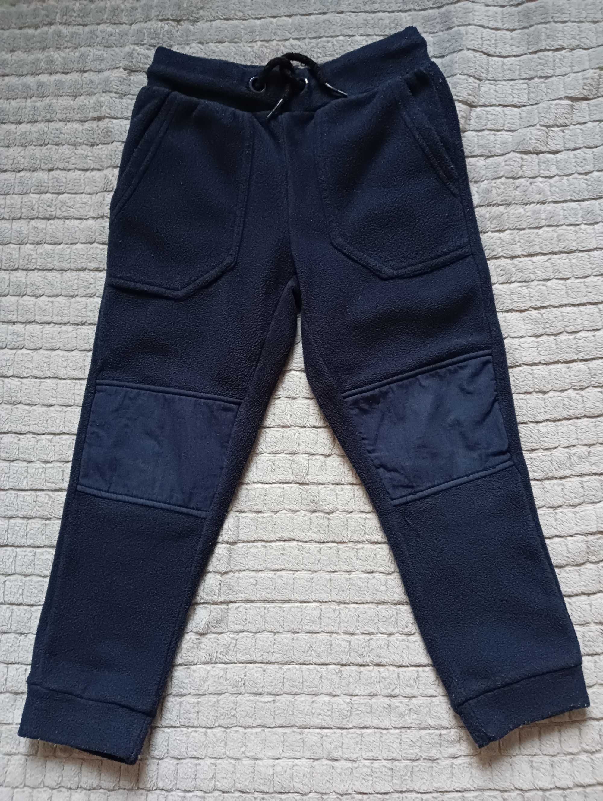 Spodnie chłopięce r. 104-5 sztuk