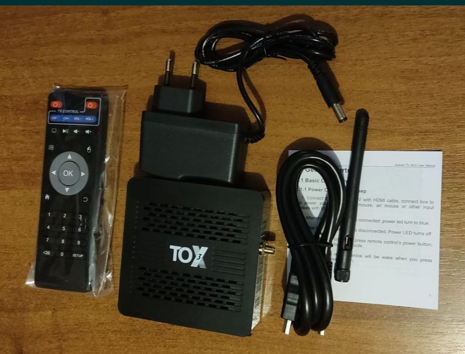 Новый Смарт ТВ бокс TOX3 Amlogic S905X4 4/32 Gb.