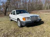 Mercedes 124 Diesel 250 D Zadbany 3 Wlaściciel od Nowości