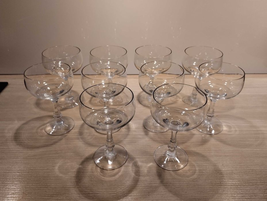 Kieliszki do szampana PRL