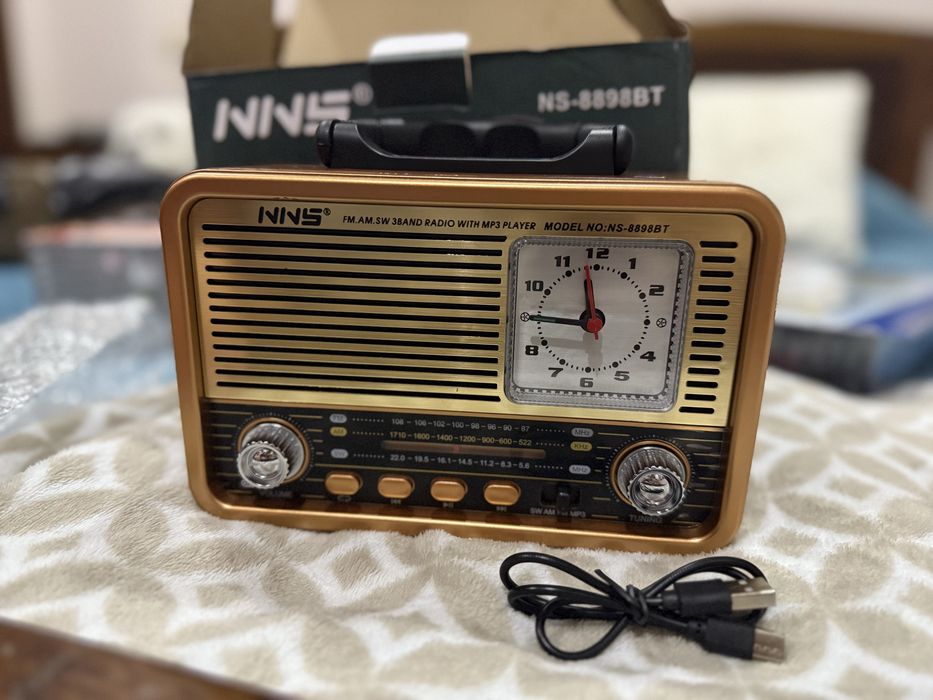 Radio vintage novo