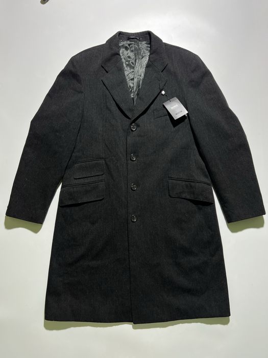 Hugo Boss Нове шерстяне пальто размер 50 (Л)